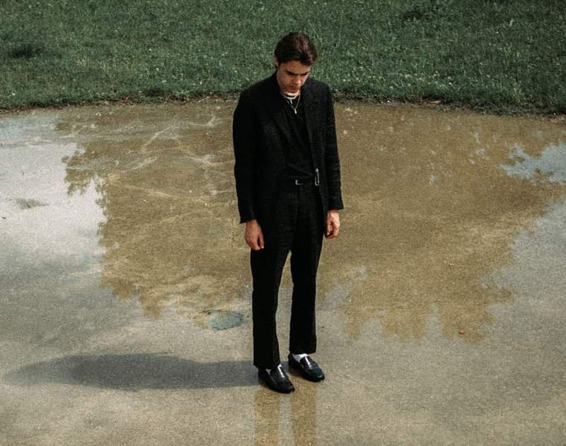 7 shenja që ju mund të jeni duke përjetuar anhedoni sociale (745&nbsp;fjalë)