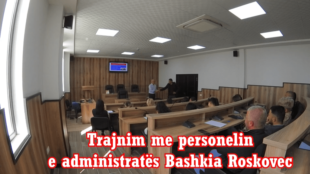 VIDEO/Trajnim me personelin e administratës Bashkia&nbsp;Roskovec