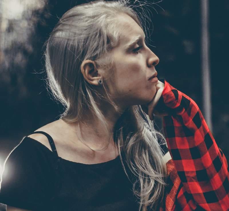 A ndiheni shpesh të trishtuar pa arsye? Pse po ndodh kjo? (1235&nbsp;fjalë)